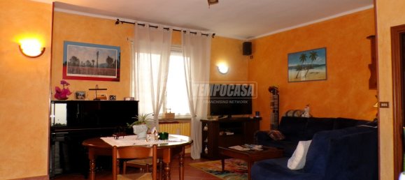 Квартира с 3 спальнями в Пинероло, Италия № 63217 20