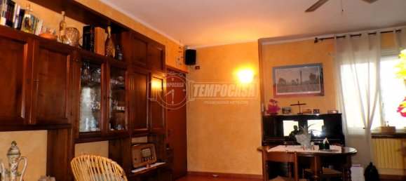 Квартира с 3 спальнями в Пинероло, Италия № 63217 19