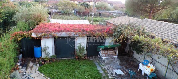 Квартира с 3 спальнями в Пинероло, Италия № 63217 31