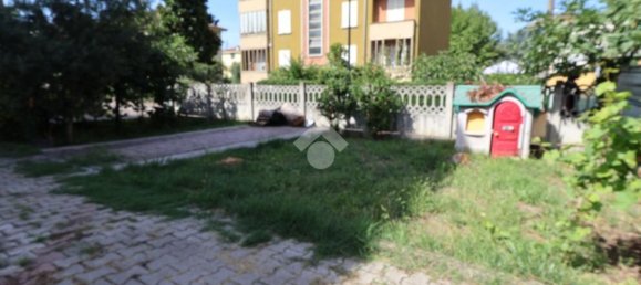 3 bedrooms Apartment in Reggio Emilia, Italy No. 372265 31