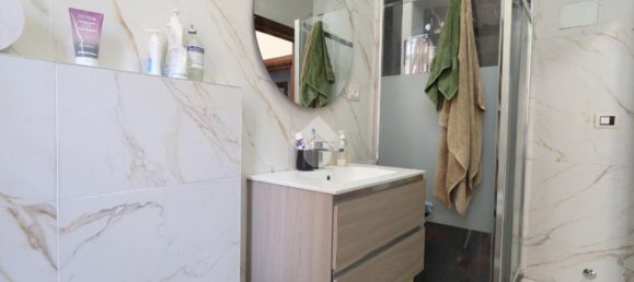 3 bedrooms Apartment in Reggio Emilia, Italy No. 372265 16