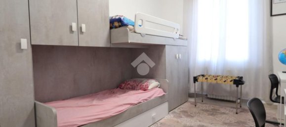 3 bedrooms Apartment in Reggio Emilia, Italy No. 372265 6