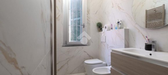 3 bedrooms Apartment in Reggio Emilia, Italy No. 372265 18