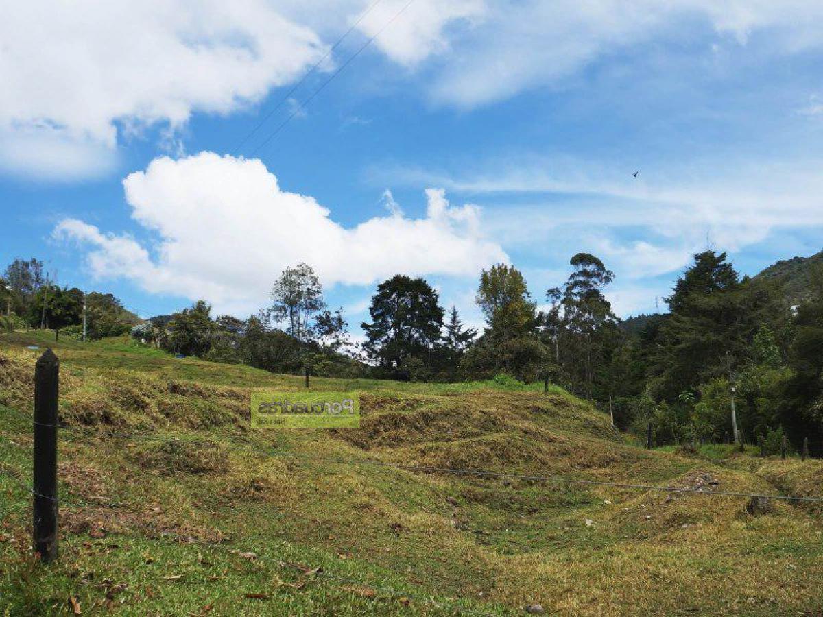 Terreno em Antioquia, Colombia N.º 566