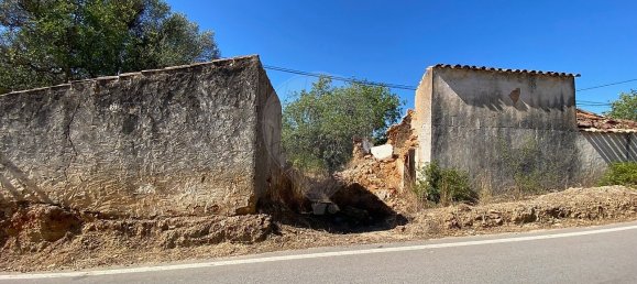 3 bedrooms House in Quelfes, Portugal No. 30811 5