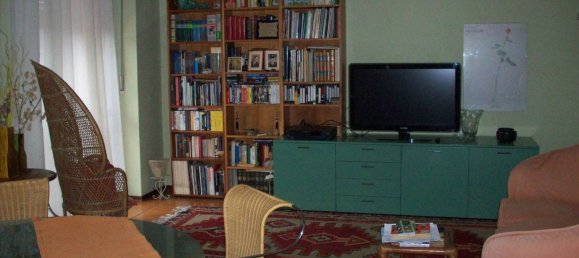 Квартира с 3 спальнями в Альпиньяно, Италия № 160862 4