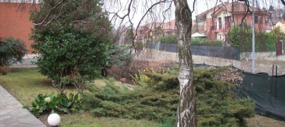 Квартира с 3 спальнями в Альпиньяно, Италия № 160862 3