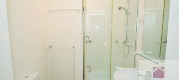 4 rooms Apartment in Dusseldorf, Germany No. 39158 5