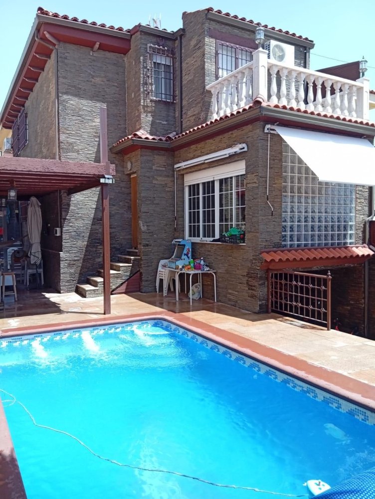 4 Schlafzimmer Stadthaus in Toledo, Spain, Nr. 215609