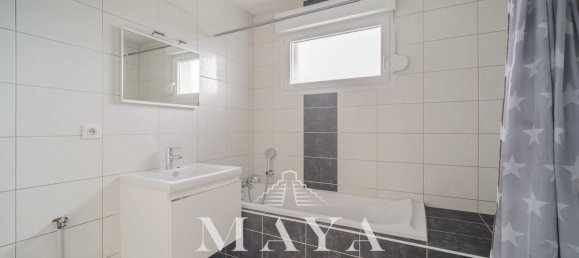 Квартира с 3 спальнями в Сьерант, Франция № 41010 11