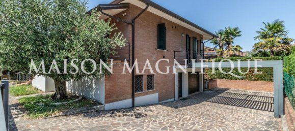 3 Schlafzimmer Villa in Ferrara, Italy, Nr. 309532 44