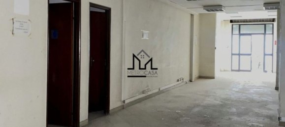 Gewerbliche Immobilie in Palermo, Italy 455m², Nr. 108433 8