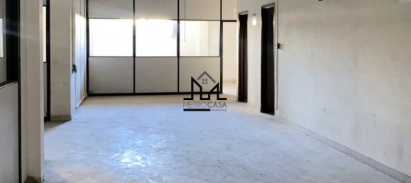 Gewerbliche Immobilie in Palermo, Italy 455m², Nr. 108433 9