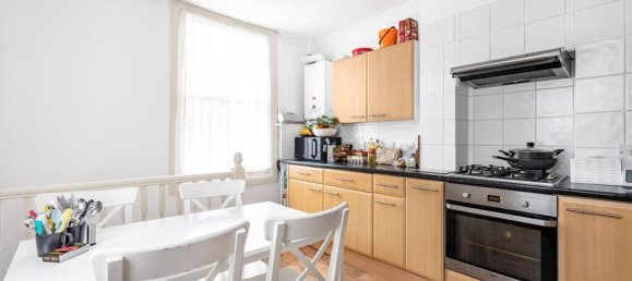 2 bedrooms Apartment in London, United Kingdom No. 12377 4