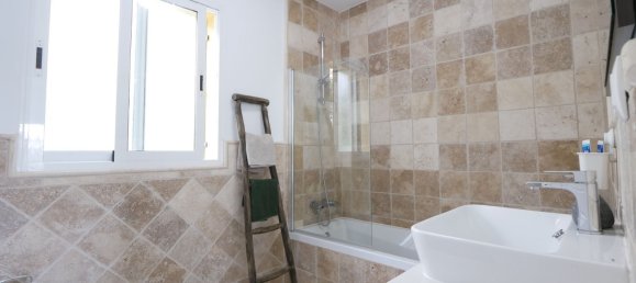 Adosado de 3 dormitorios en La Duquesa, Spain No. 140881 24