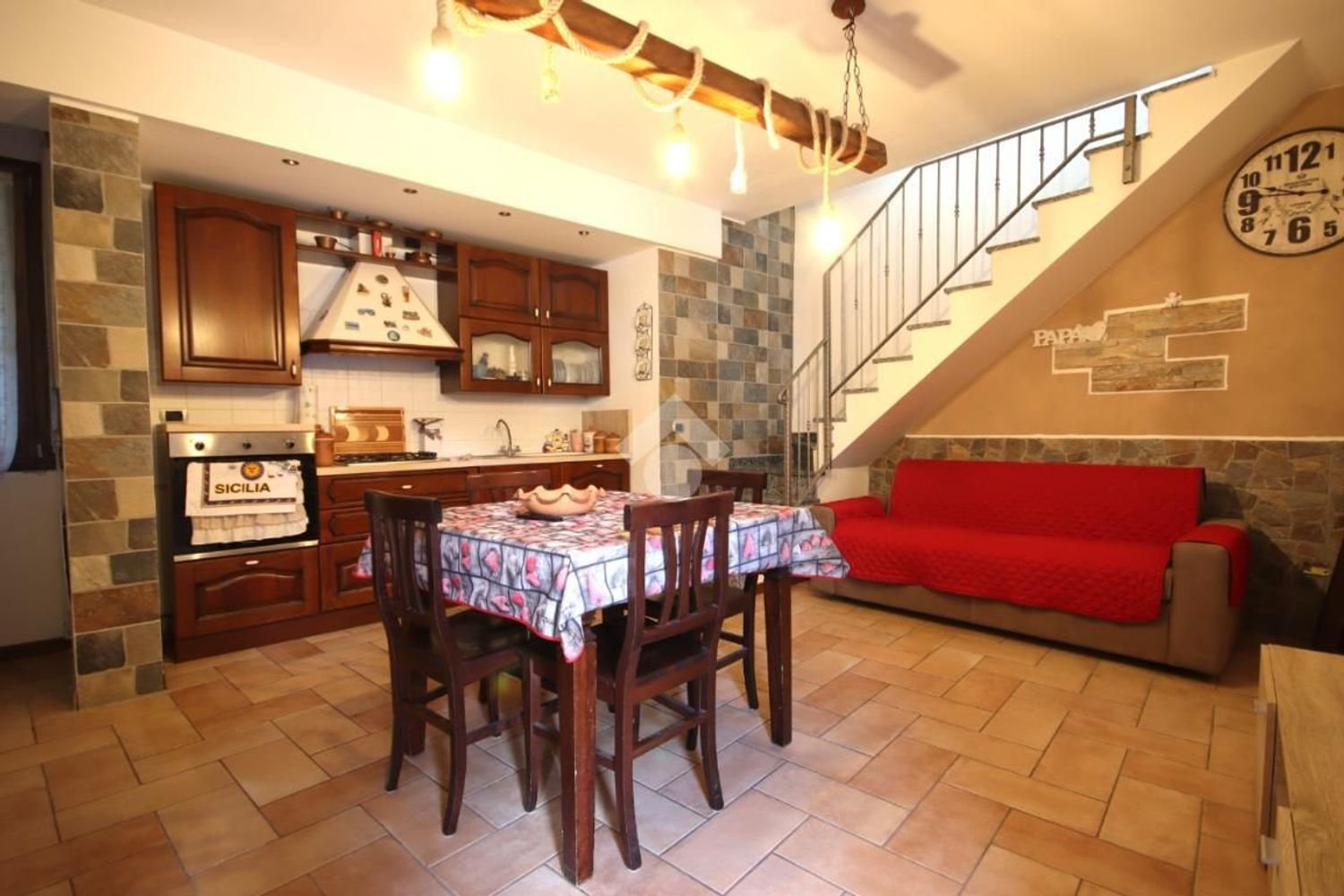 3 bedrooms House in Barzanò, Italy No. 365487