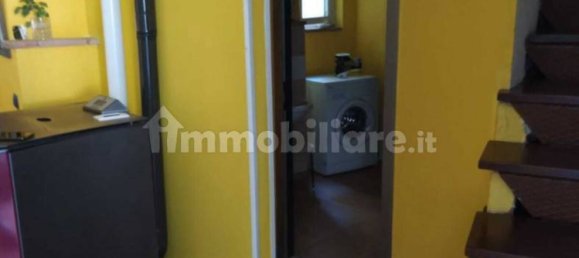 3 rooms Apartment in Campobasso, Italy No. 304866 5