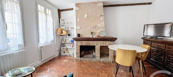 2 bedrooms House in Chartres, France No. 268434 4