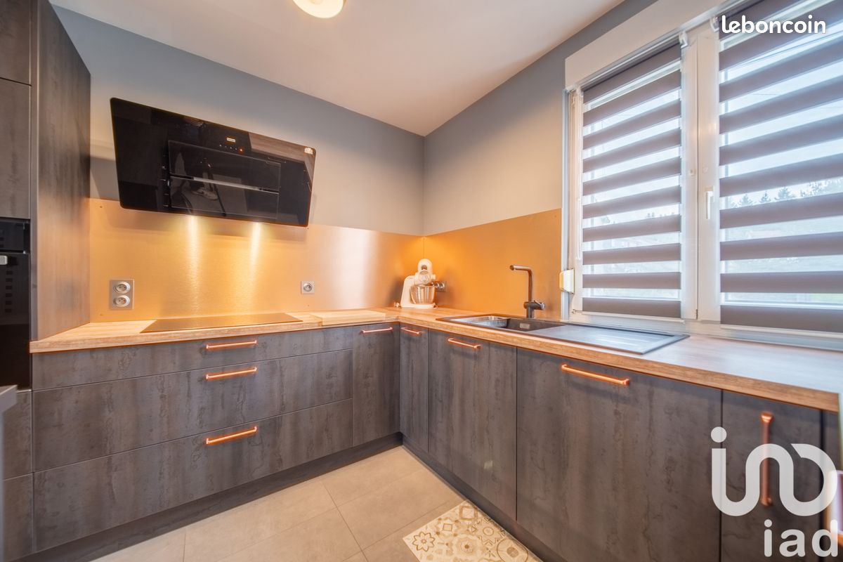 Casa de 3 dormitorios en Villerupt, France No. 245021