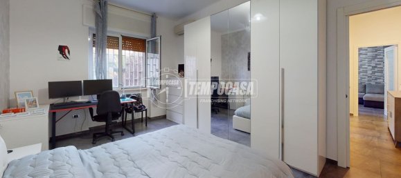 3 bedrooms Apartment in Bari, Italy No. 337740 11