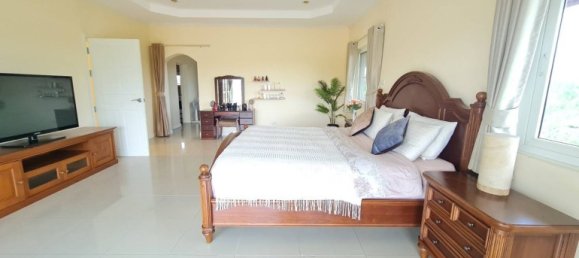 4 bedrooms Cafe / restaurant in Pattaya, Thailand No. 19769 4