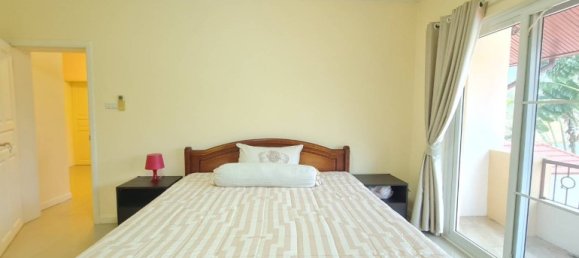 4 bedrooms Cafe / restaurant in Pattaya, Thailand No. 19769 2