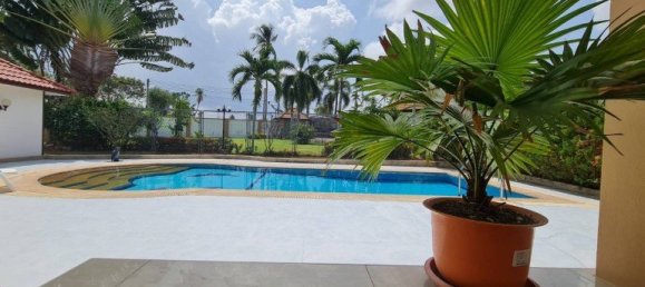 4 bedrooms Cafe / restaurant in Pattaya, Thailand No. 19769 10