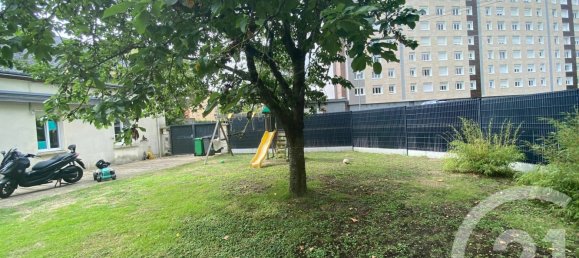 3 bedrooms House in Le Mans, France No. 357795 2