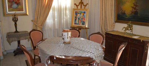  T4 em Rafina, Greece N.º 5854 6