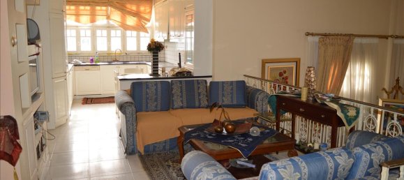  T4 em Rafina, Greece N.º 5854 5