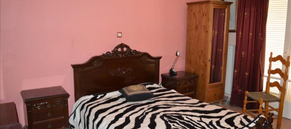  T4 em Rafina, Greece N.º 5854 9