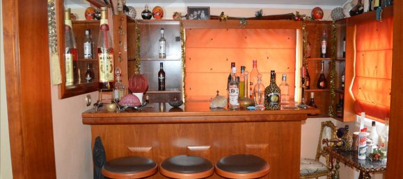  T4 em Rafina, Greece N.º 5854 7