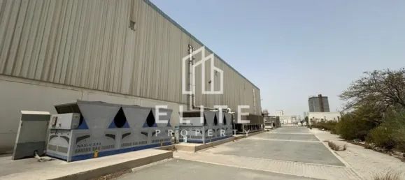 1425m² Warehouse in Dubai, UAE No. 103129 8