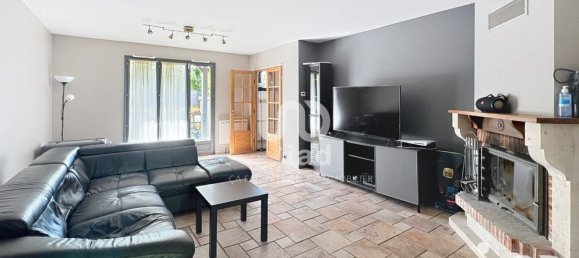 Casa de 4 dormitorios en Epinay-sous-Senart, France No. 323401 3