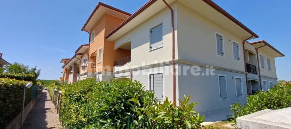 Apartamento de 2 dormitorios en Castelfranco Emilia, Italy No. 348841 2