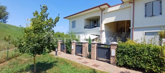 Apartamento de 2 dormitorios en Castelfranco Emilia, Italy No. 348841 11