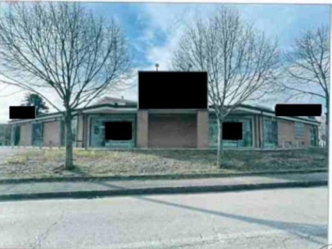 708m² Commercial property in Torgiano, Italy No. 373020