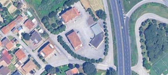 708m² Commercial property in Torgiano, Italy No. 373020 7
