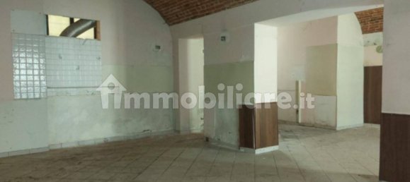 Imóvel comercial em Chivasso, Italy 100 m² N.º 315116 8