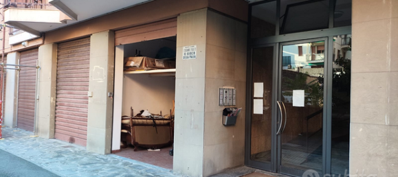 Garaje en Chiavari, Italy 15 m² No. 252307 2