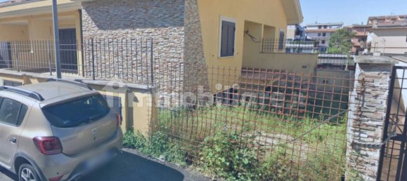 2 bedrooms Villa in Rome, Italy No. 277675 2