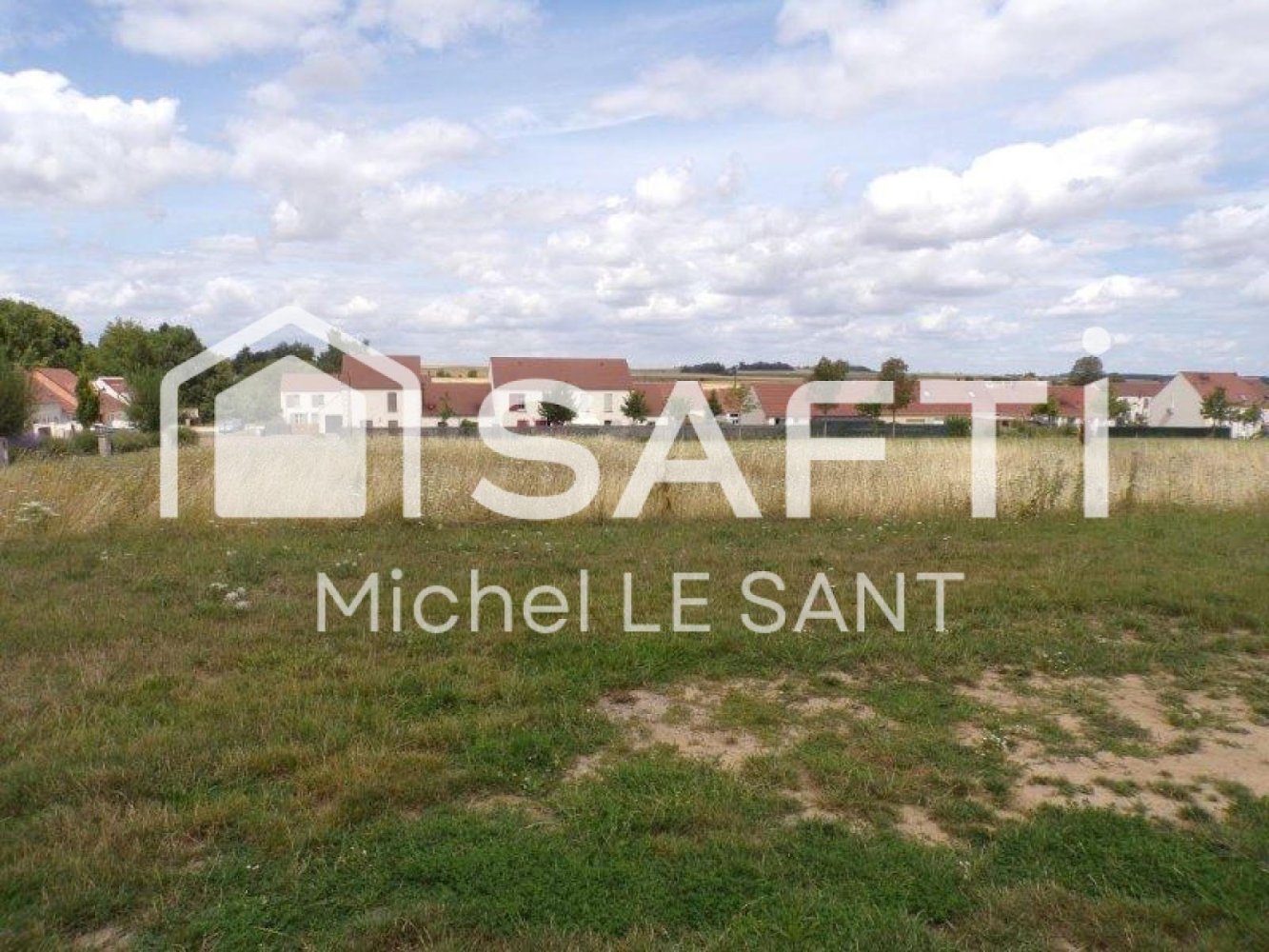 Terreno en Nointel, France 472 m² No. 54435