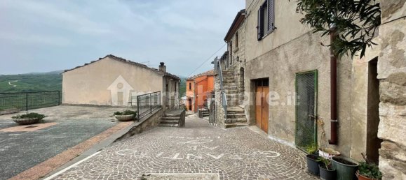 Вилла с 1 спальней в Казальчипрано, Италия № 170647 5