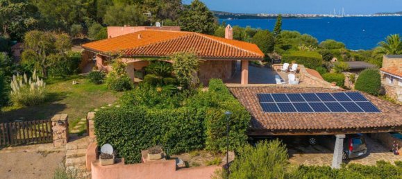 4 bedrooms Villa in Golfo Aranci, Italy No. 299915 7