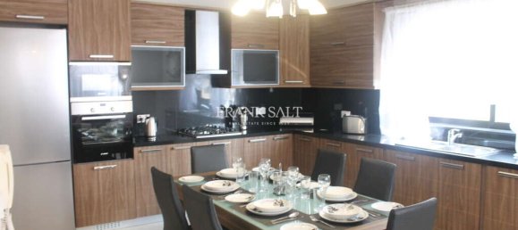 2 bedrooms Apartment in Sliema, Malta No. 8813 6