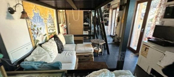 11 rooms House in Rome, Italy No. 31347 9