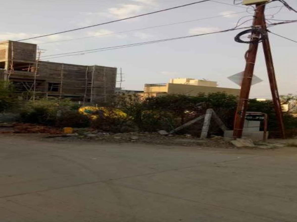  Land in Indore, India No. 32559