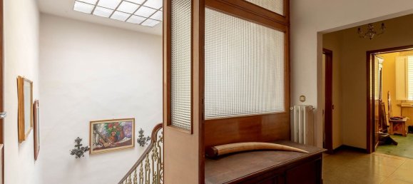 Casa de 8 habitaciónes en Florence, Italy No. 211102 29