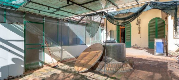 Casa de 8 habitaciónes en Florence, Italy No. 211102 7