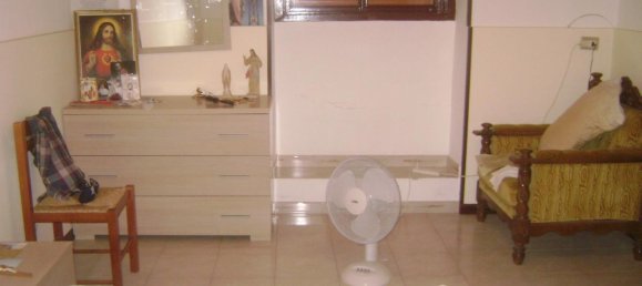 Дом с 3 комнатами в Пакино, Италия № 63417 5